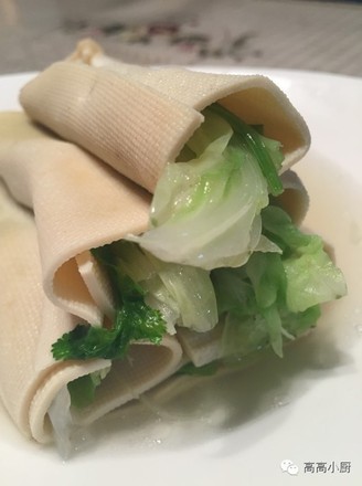 Vegetable Rolls in Broth recipe