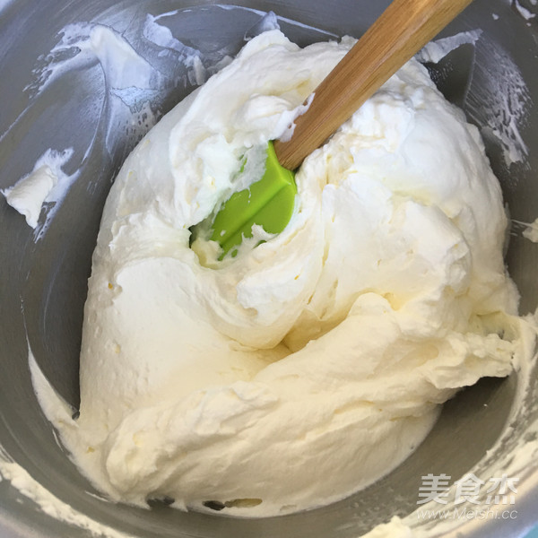 Spinach Cream Cake Roll recipe