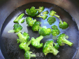 Broccoli Salad recipe