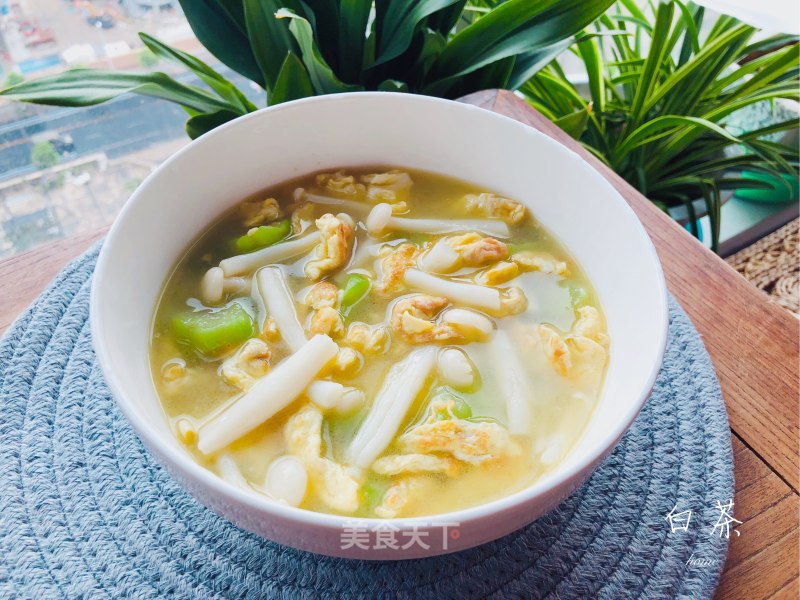 The Golden and Delicious Loofah, Egg, Mushroom Soup, Simple and Low-fat, The Whole Family Likes It recipe