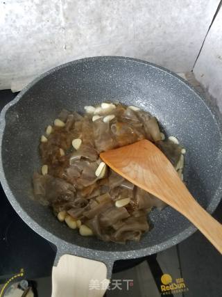 Egg Skin Vinegar Braised Vermicelli recipe