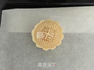 Mooncakes with Egg Yolk and Lotus Seed Paste recipe