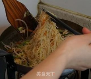 Taiwanese Fried Rice Noodles recipe