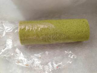 Matcha Cake Roll recipe