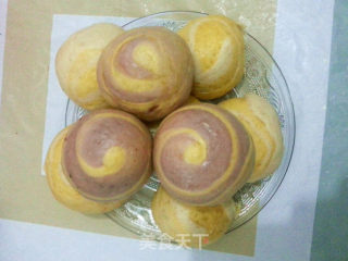 Purple Sweet Potato Pumpkin Two-color Bean Paste Bun recipe