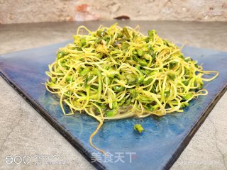 Scallion Black Bean Sprouts recipe