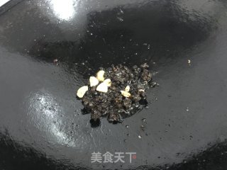 Crucian Carp with Black Bean Sauce recipe