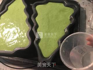 Matcha Yogurt Christmas Tree Cake recipe