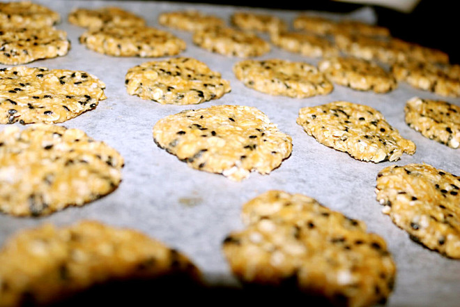 Crude Fiber Oatmeal Cookies recipe
