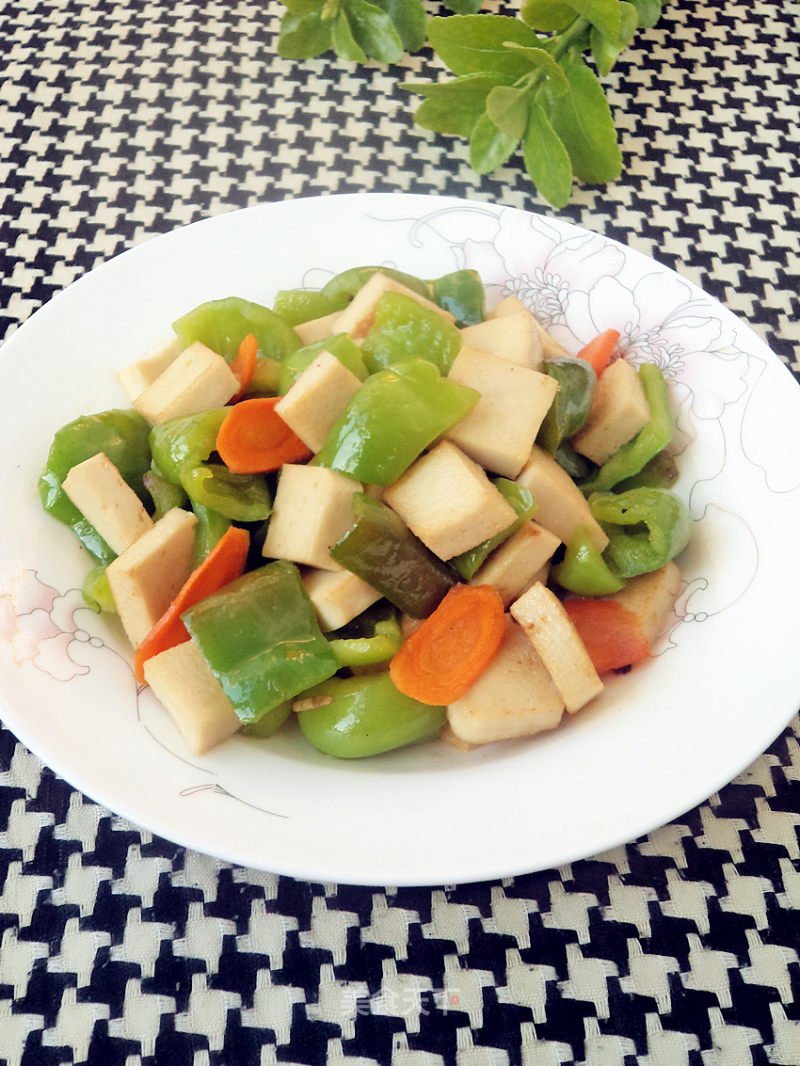 Thousand Pages Tofu Fried Green Pepper recipe