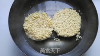 Fancy Instant Noodles recipe