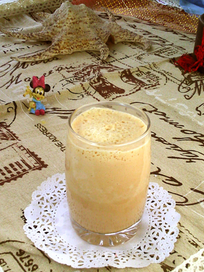 Carrot Apple Honey Milk Drink recipe