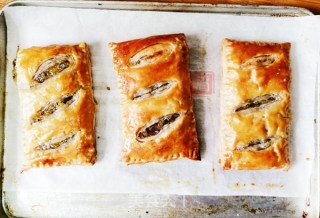 Flying Cake Crust and Jam Pie recipe