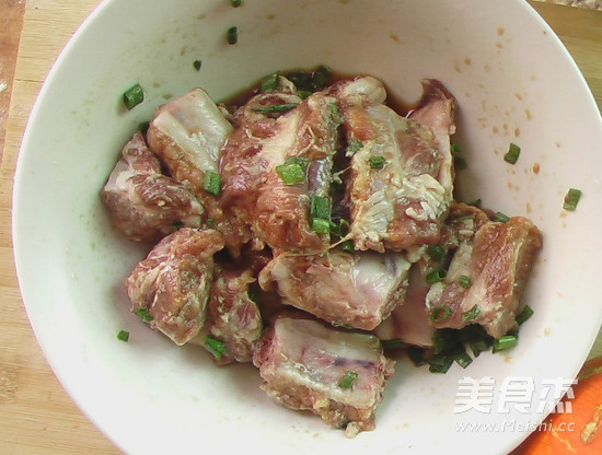 Steamed Spare Ribs with Pumpkin Powder recipe