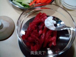 Home-style Quick Stir-fried Dish "fried Beef Tenderloin with Celery" recipe