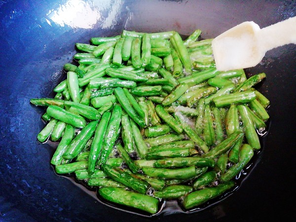 Stir-fried String Beans with Bacon recipe