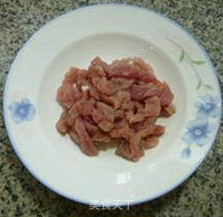 Stir-fried Shredded Kelp with Lean Pork recipe
