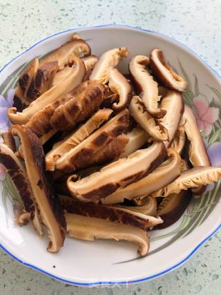 Stir-fried Mushrooms with Leek recipe