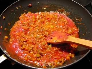 Tomato Beef Sauce recipe