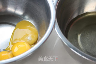 Take Away The Monotony of The Chiffon in Exchange for The Tenderness of Hokkaido-chocolate Hokkaido Chiffon recipe