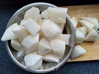 Stewed Lamb Chops with White Radish recipe