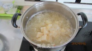 Rock Sugar, Water Chestnut, Sydney, White Fungus Soup recipe