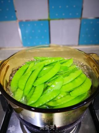 Garlic Snow Peas recipe