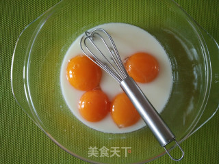 Strawberry Cream Cake Roll recipe