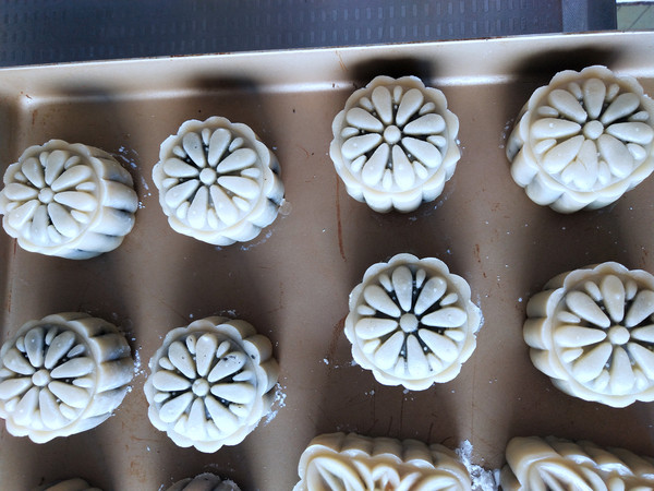 Black Sesame Mooncake recipe