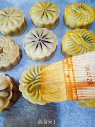 Cantonese-style Moon Cakes (75g) recipe