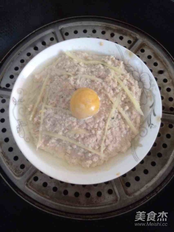 Salted Egg Steamed Meat Cake recipe