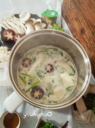 Soy Milk Mushroom Hot Pot recipe