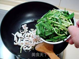 Fried Squid with Chives recipe