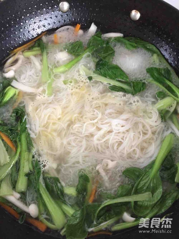 Egg Vermicelli Noodle Soup recipe