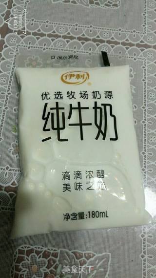 Homemade Strawberry Milkshake recipe