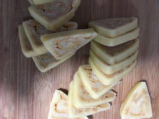 Egg Yolk Meat Floss Biscuits recipe