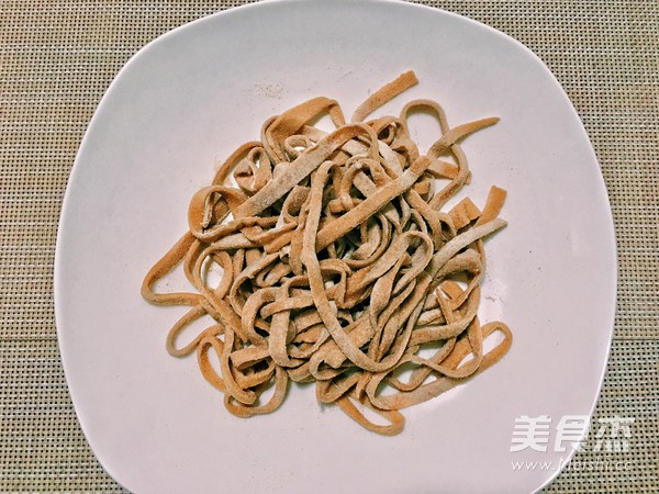 Cold Whole Wheat Noodles recipe