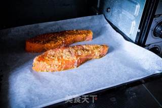 #aca烤明星大赛# Grilled Salmon with Basil Pesto recipe