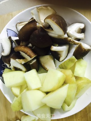 Braised Chicken with Mushrooms and Potatoes recipe