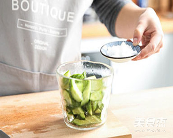 Wakame with Cucumber recipe