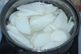 Stir-fried Pork with Radish recipe