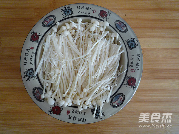 Steamed Beef with Enoki Mushroom recipe