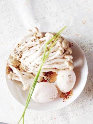 Fried Duck Eggs with Crab Mushroom recipe