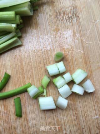 Stir-fried Cilantro Stem with Sausage recipe