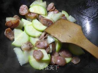 Stir-fried Zucchini with Cabbage Stalks and Spicy Sausage recipe