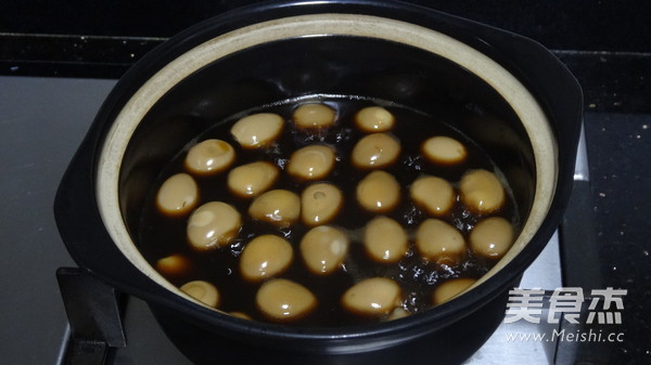 Marinated Quail Eggs recipe