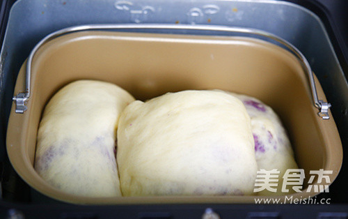 Purple Sweet Potato Honey Bread recipe