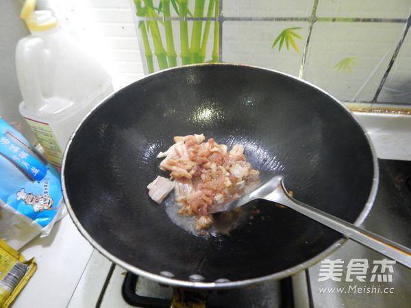 Lettuce Shredded Pork Noodles recipe