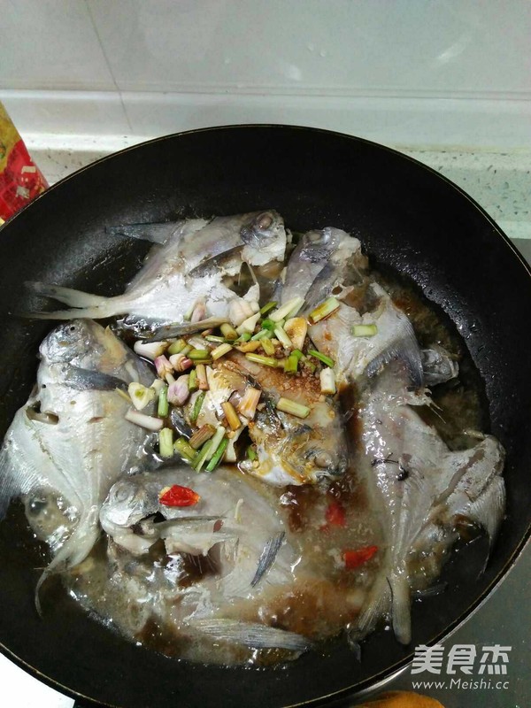 Braised Pomfret recipe