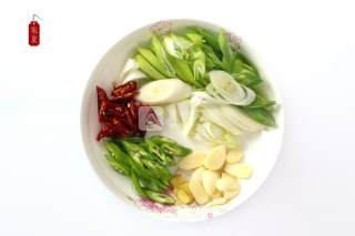 "jia Xia" Stir-fried Scallion Lamb with Fast Food Therapy and Health recipe